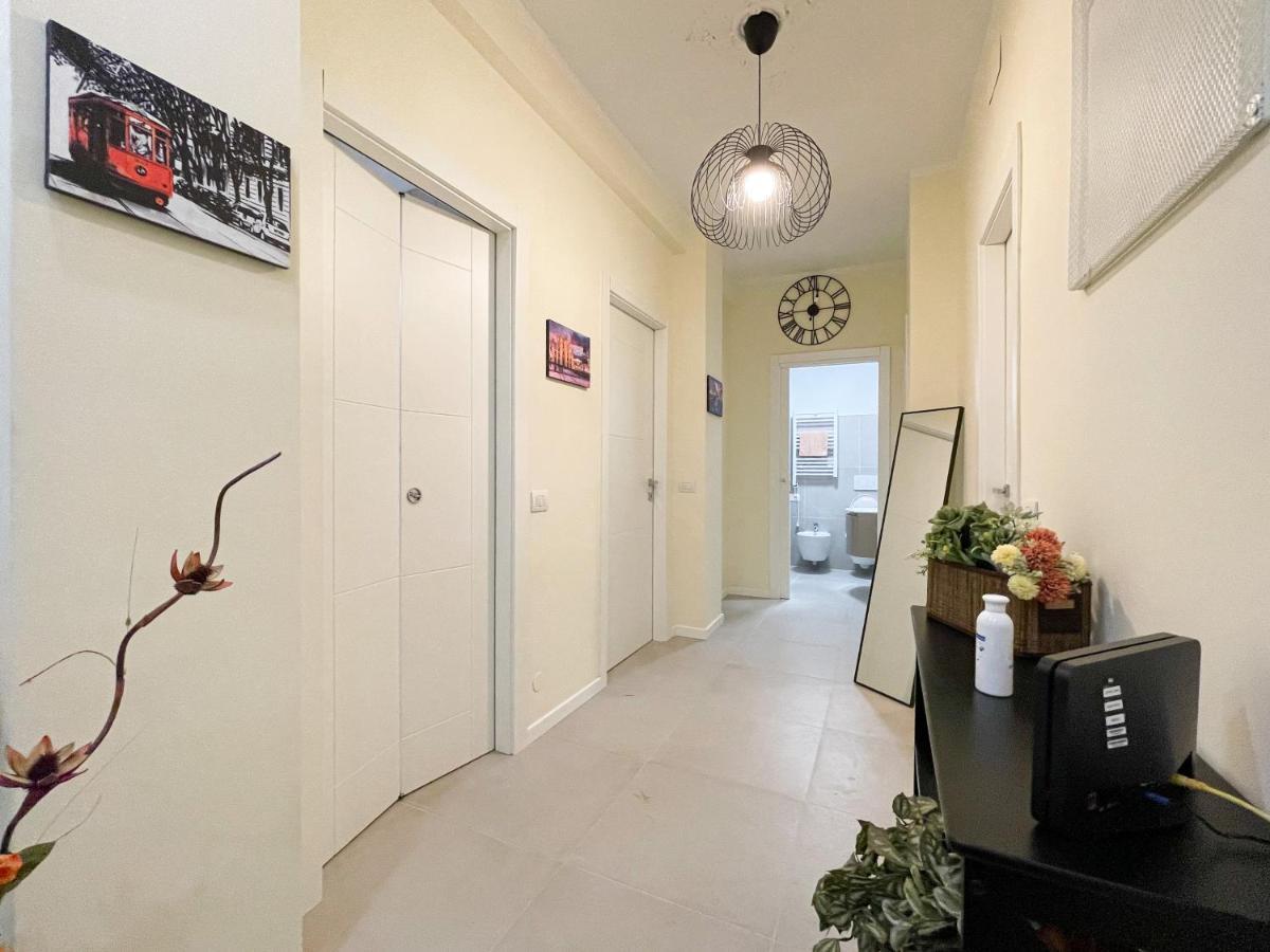 II - Accogliente Camera A Pochi Minuti Dal Centro Milano Exteriör bild